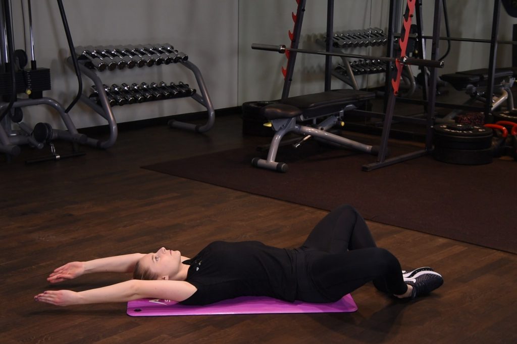 Sit – up ze złączonymi stopami Sit – up ze złączonymi stopami