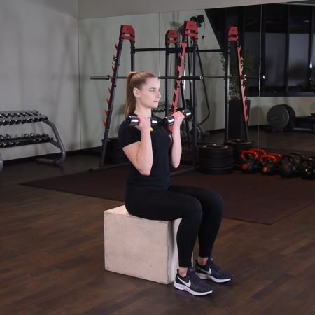 Arnoldki siedząc Ćwiczenie Arnoldki siedząc - just be fit