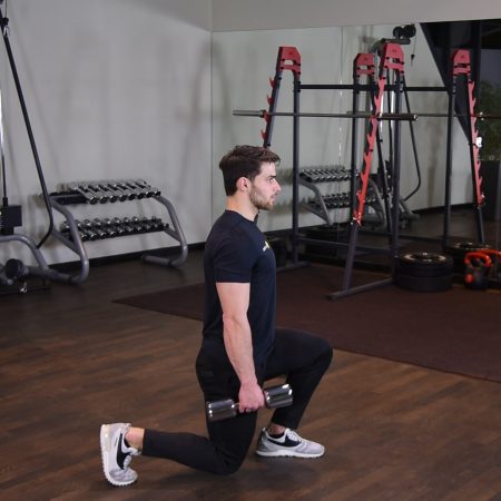 Wykroki chodzone z hantlami Wykroki chodzone z hantlami - just be fit