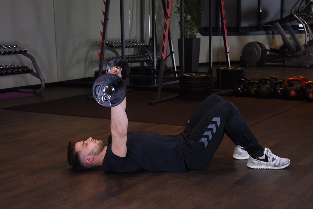 Floor press ze sztangą Floor press ze sztangą - just be fit