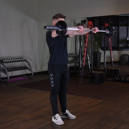 Unoszenie sztangi przed siebie Unoszenie sztangi przed siebie - just be fit