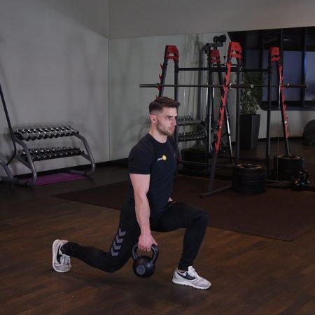 Zakrok z kettlebell Zakrok z kettlebell - just be fit