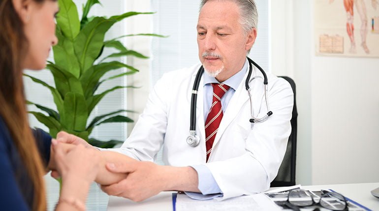 badanie łokcia tenisisty