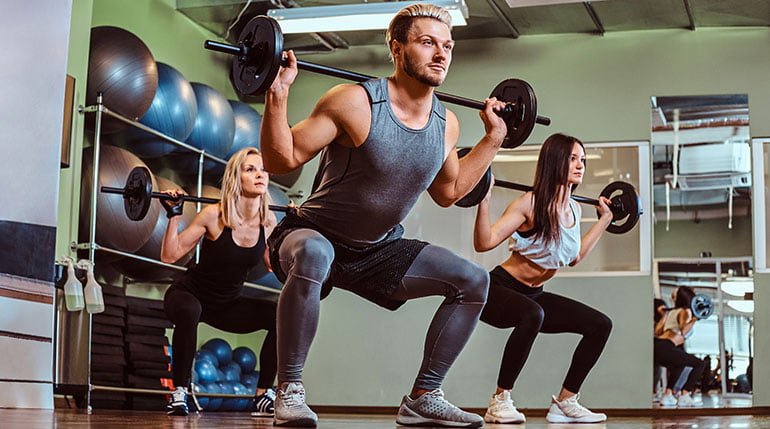 grupowe ćwiczenie nóg