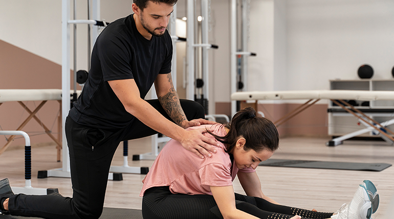 trening mobility, pogłębienia zakresu ruchu wykonywany z fizjoterapeutą