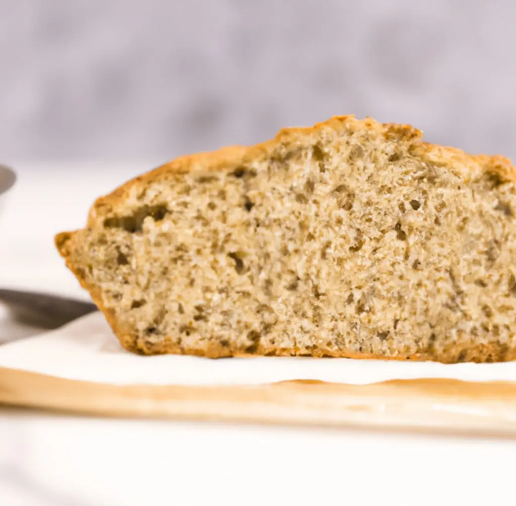 Chlebek z komosy ryżowej i kaszy jaglanej