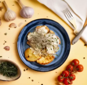 Pieczone ziemniaki z twarożkiem i szczypiorkiem