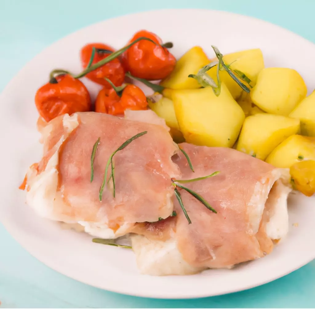 Polędwiczki z szynką prosciutto i mozzarellą