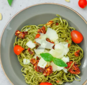 Spaghetti z pesto