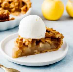 Tarta z jabłkami z kratką