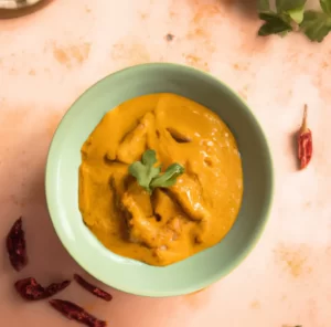 Zupa z dyni z pieczoną ciecierzycą