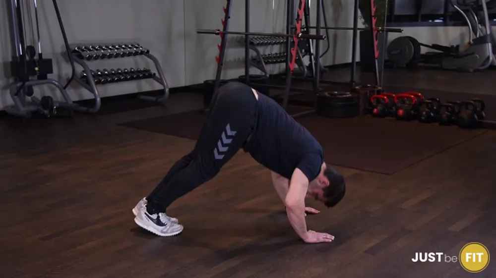 ćwiczenia na barki pike push-up