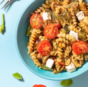 Makaron po włosku z dodatkiem szpinaku i mozzarelli