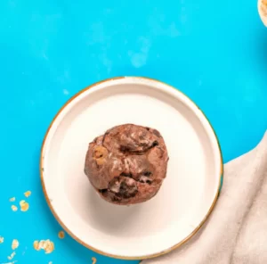 Muffiny z orzechami i żurawiną